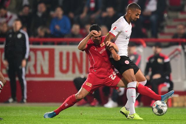 塔图姆31+8利拉德32分 凯尔特人险胜雄鹿7连胜