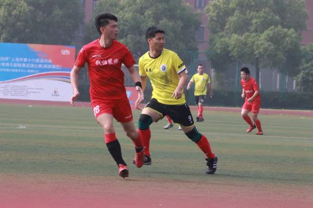 欧联杯-B费绝杀马奎尔失误 曼联2-1格拉斯哥流浪