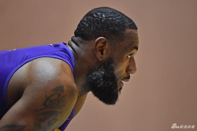 比江岛慎引领日本逆转 FIBA用三井寿台词致敬